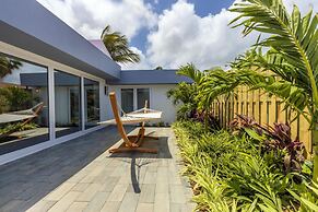 Luxurious Oasis Mins to Beach King Beds Pool