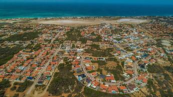 New 3BR 2BA With Huge Pool and Outdoor Area BBQ