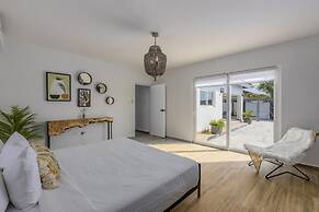 New 3BR 2BA With Huge Pool and Outdoor Area BBQ