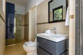 Villa Sophie Privatepool 5 Minutes From the Beach