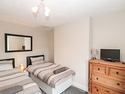 White Rose Apartment