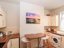 White Rose Apartment