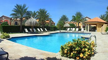 Amazing 4br3 5BA Villa w Private Pool Goldcoast