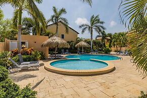Amazing 4br3 5BA Villa w Private Pool Goldcoast