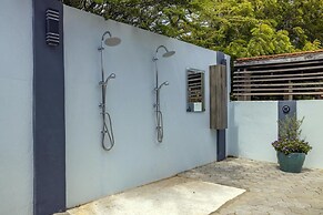 4BR 4BA Private Pool Sauna Tub Putt-putt Fire Place