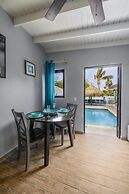 4BR 4BA Private Pool Sauna Tub Putt-putt Fire Place