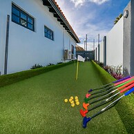 4BR 4BA Private Pool Sauna Tub Putt-putt Fire Place