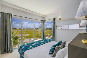 Villa Salina - 5BR w Pool Jacuzzi Sauna