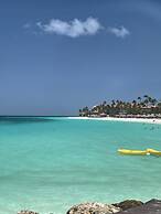 NEW 5BR Villa w Pool Patio Great Location