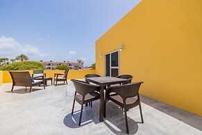 Cheerful Caribbean Villa w Private Pool 3BR