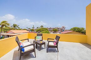 Cheerful Caribbean Villa w Private Pool 3BR
