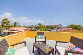 Cheerful Caribbean Villa w Private Pool 3BR