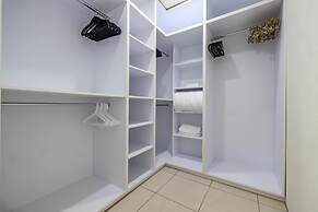 Cheerful Caribbean Villa w Private Pool 3BR