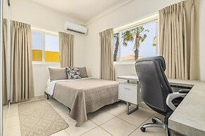 Cheerful Caribbean Villa w Private Pool 3BR