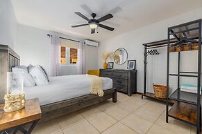 Lux High-end Haven Private Pool Unique Decor