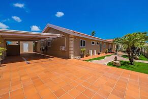 Lux High-end Haven Private Pool Unique Decor