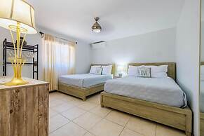 Lux High-end Haven Private Pool Unique Decor