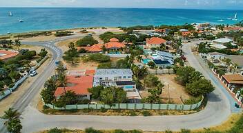 Villa Allegra Family Vacation Home w Pool BBQ