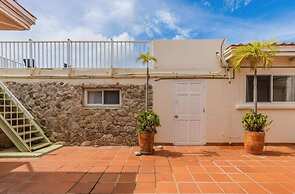 Villa Allegra Family Vacation Home w Pool BBQ