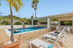 Villa Allegra Family Vacation Home w Pool BBQ