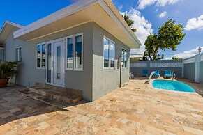 3BR Home w Pool in Downtown 5min Walk 2 Beach