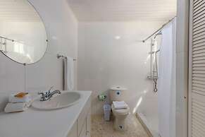 3BR Home w Pool in Downtown 5min Walk 2 Beach