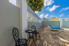 3BR Home w Pool in Downtown 5min Walk 2 Beach