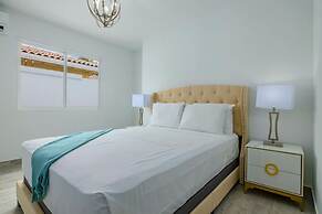 NEW 5BR Villa w Privatepool 3min to Eagle Beach