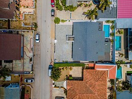 NEW 5BR Villa w Privatepool 3min to Eagle Beach