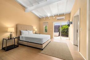 Villa Blue Topaz - Oasis With Pool Hot tub Sauna