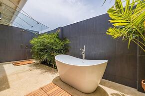 Villa Blue Topaz - Oasis With Pool Hot tub Sauna