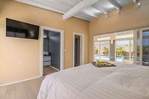 Villa Blue Topaz - Oasis With Pool Hot tub Sauna