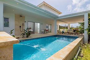 NEW Modern 2BR 2BA w Privatepool in Quiet Area