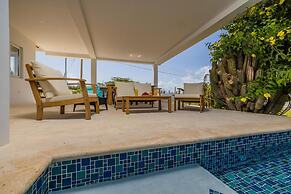 NEW Modern 2BR 2BA w Privatepool in Quiet Area