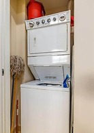 One Bedroom Ground Floor With a Pool View