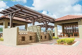 One Bedroom Ground Floor With a Pool View