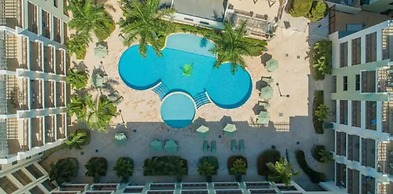 One Bedroom Ground Floor With a Pool View