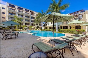 One Bedroom Ground Floor With a Pool View