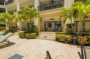 One Bedroom Ground Floor With a Pool View