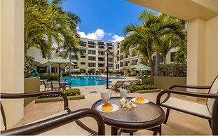 One Bedroom Ground Floor With a Pool View