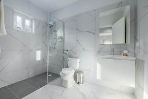 Brand New 3BR 2BA w Private Pool Near Palm Beach