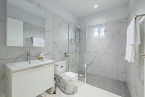 Brand New 3BR 2BA w Private Pool Near Palm Beach