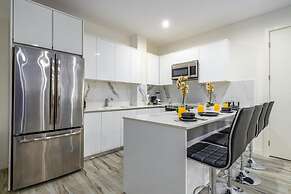 Palm Beach Aruba 3BR 2BA Close to Beach