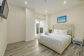 Palm Beach Aruba 3BR 2BA Close to Beach