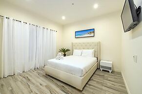 Palm Beach Aruba 3BR 2BA Close to Beach