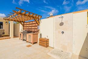 3BR Privatepool - Outdoor Dining - Great Location