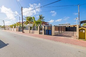 3BR Privatepool - Outdoor Dining - Great Location