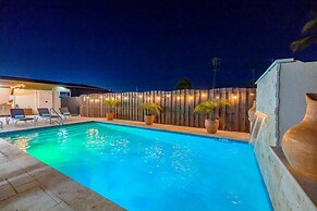 3BR Privatepool - Outdoor Dining - Great Location