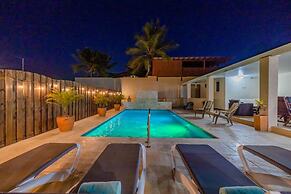 3BR Privatepool - Outdoor Dining - Great Location