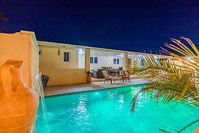 3BR Privatepool - Outdoor Dining - Great Location